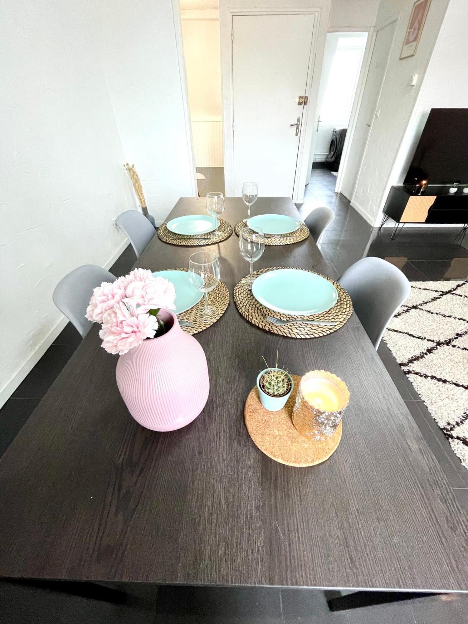 Appartement Duplex 90M2 - 3 Chambres - ミュルーズ エクステリア 写真